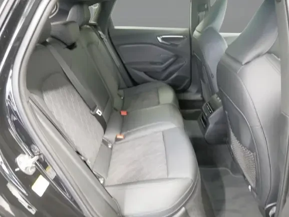 Audi A5 2.0 TDI Quattro = S-line = Гаранция, снимка 8 - Автомобили и джипове - 53916179