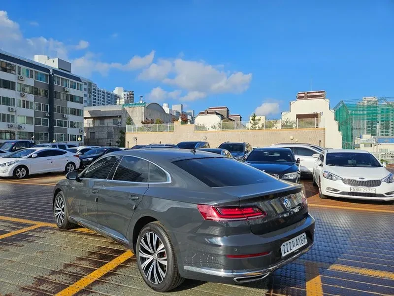 VW Arteon, снимка 17 - Автомобили и джипове - 56114298