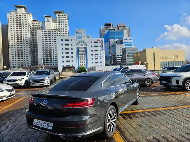 VW Arteon, снимка 10 - Автомобили и джипове - 56114298