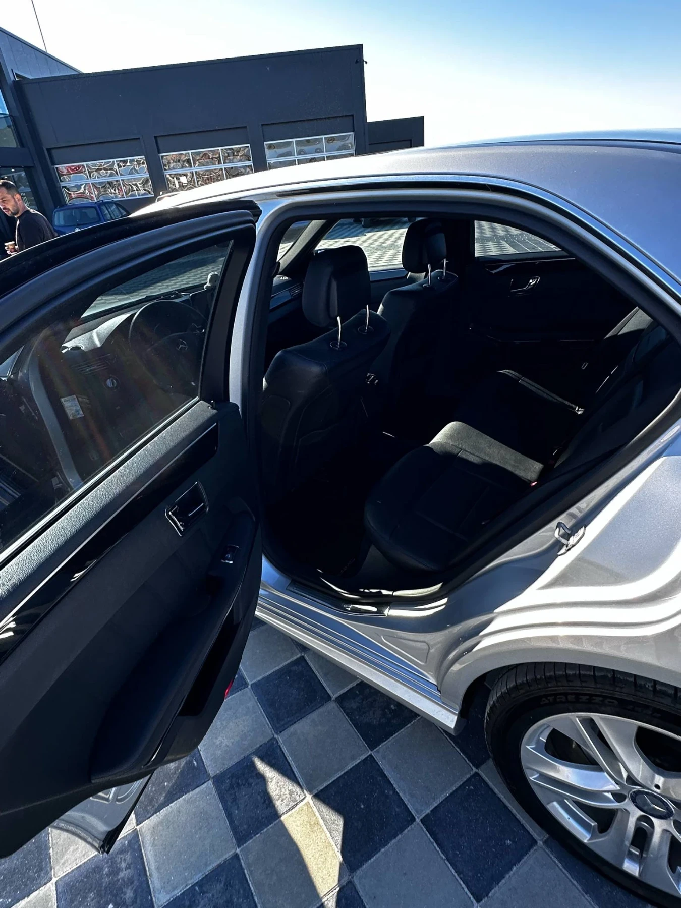 Mercedes-Benz E 350 AMG | Mobile.bg   11