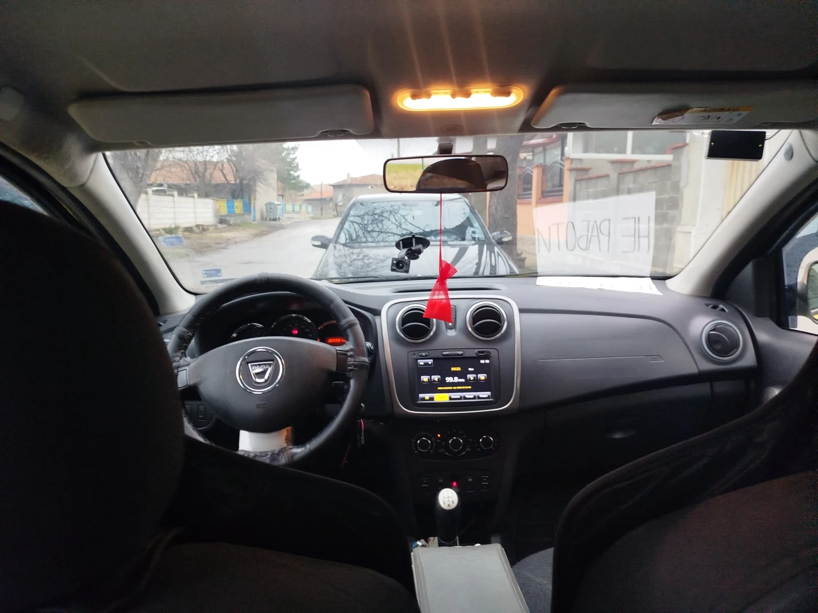 Dacia Sandero  - изображение 2