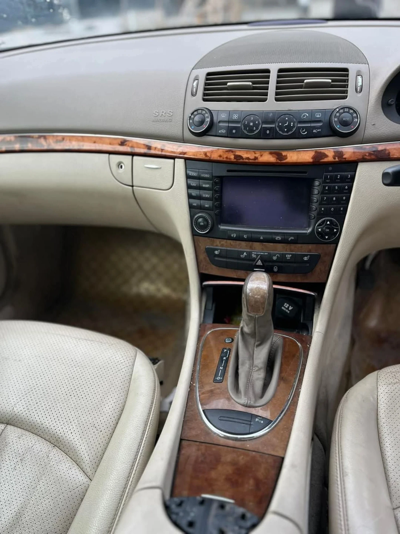 Mercedes-Benz E 320 | Mobile.bg   13