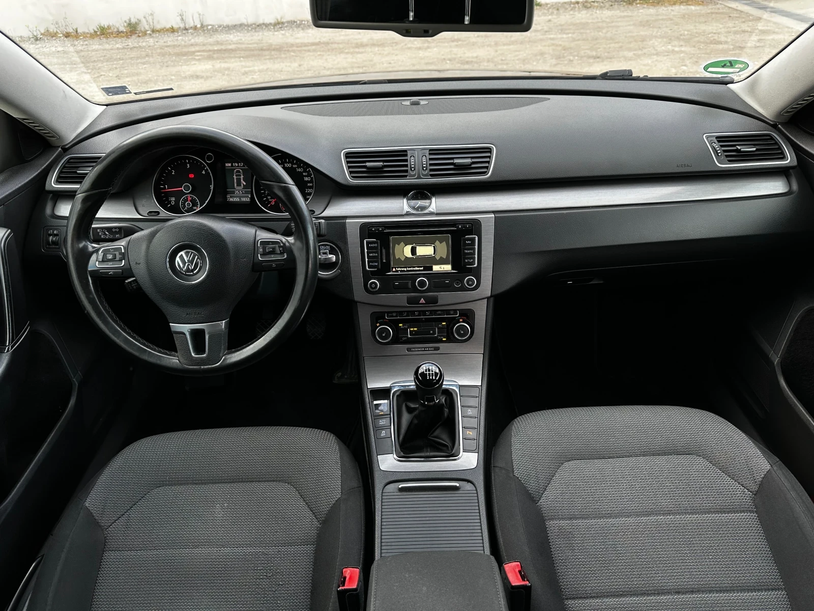 VW Passat 2.0TDi* Подгрев* Навигация - изображение 7