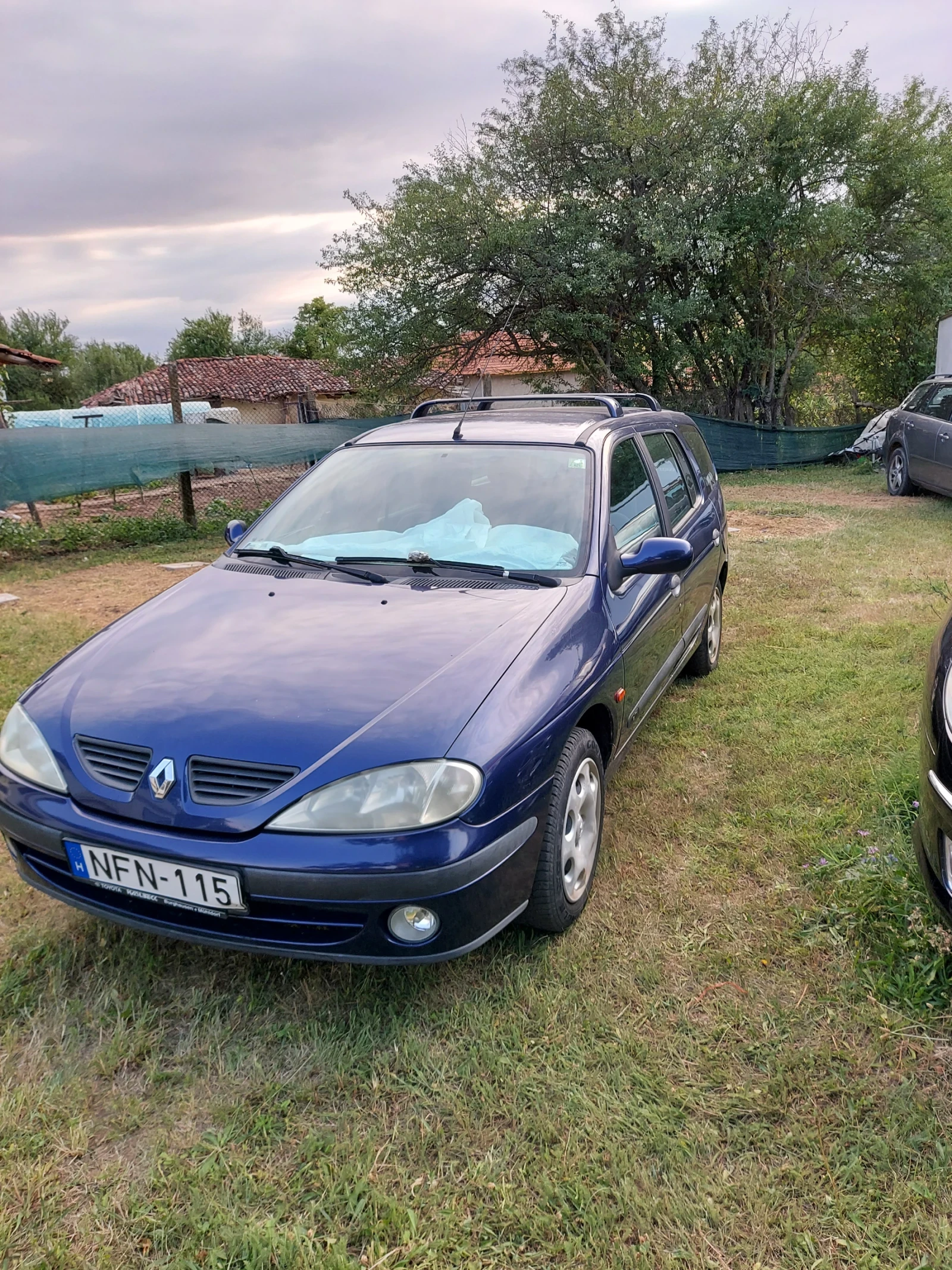 Renault Megane  - изображение 7