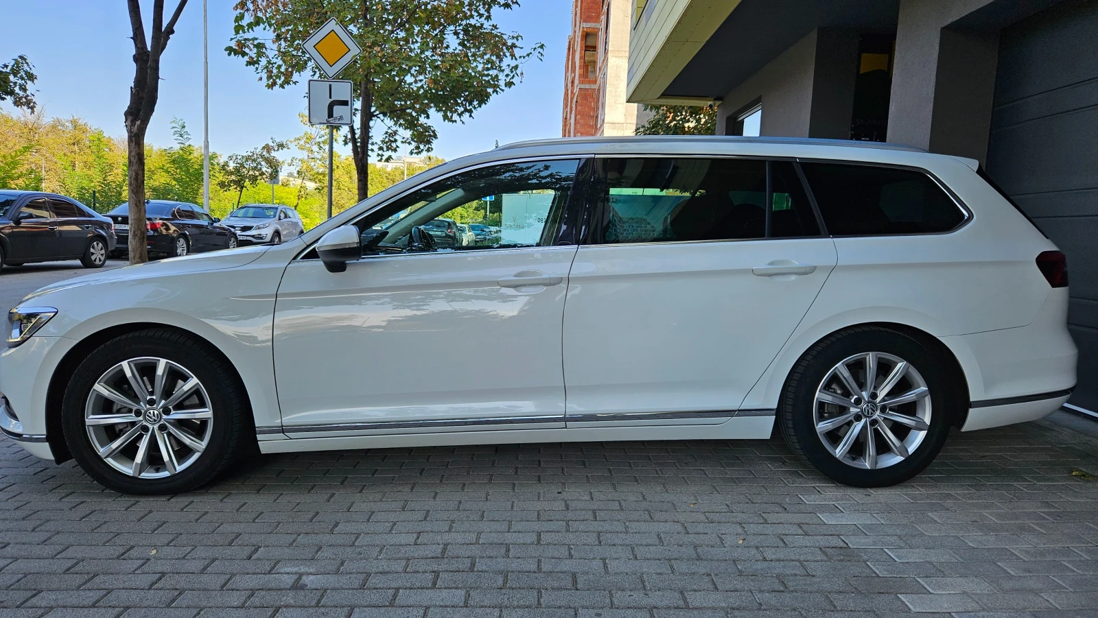 VW Passat 2.0 TDI BM Highline - изображение 2