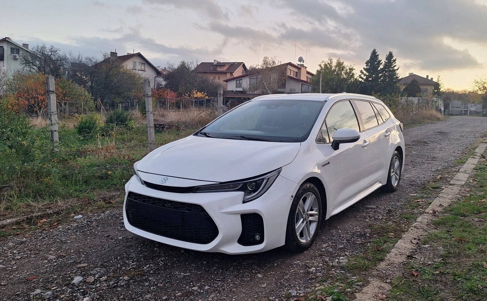 Suzuki Swace 1.8HSD Dynamic Hybrid Benzin LED Full extras | Mobile.bg   10