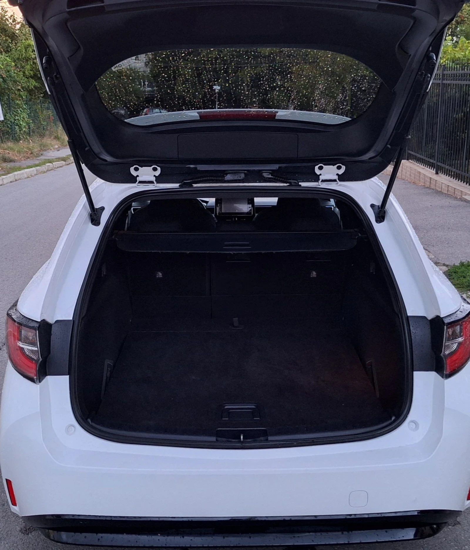 Suzuki Swace 1.8HSD Dynamic Hybrid Benzin LED Full extras | Mobile.bg   5