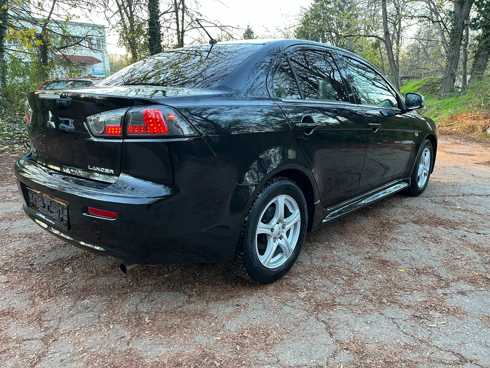 Mitsubishi Lancer  Diamant Edition - изображение 4