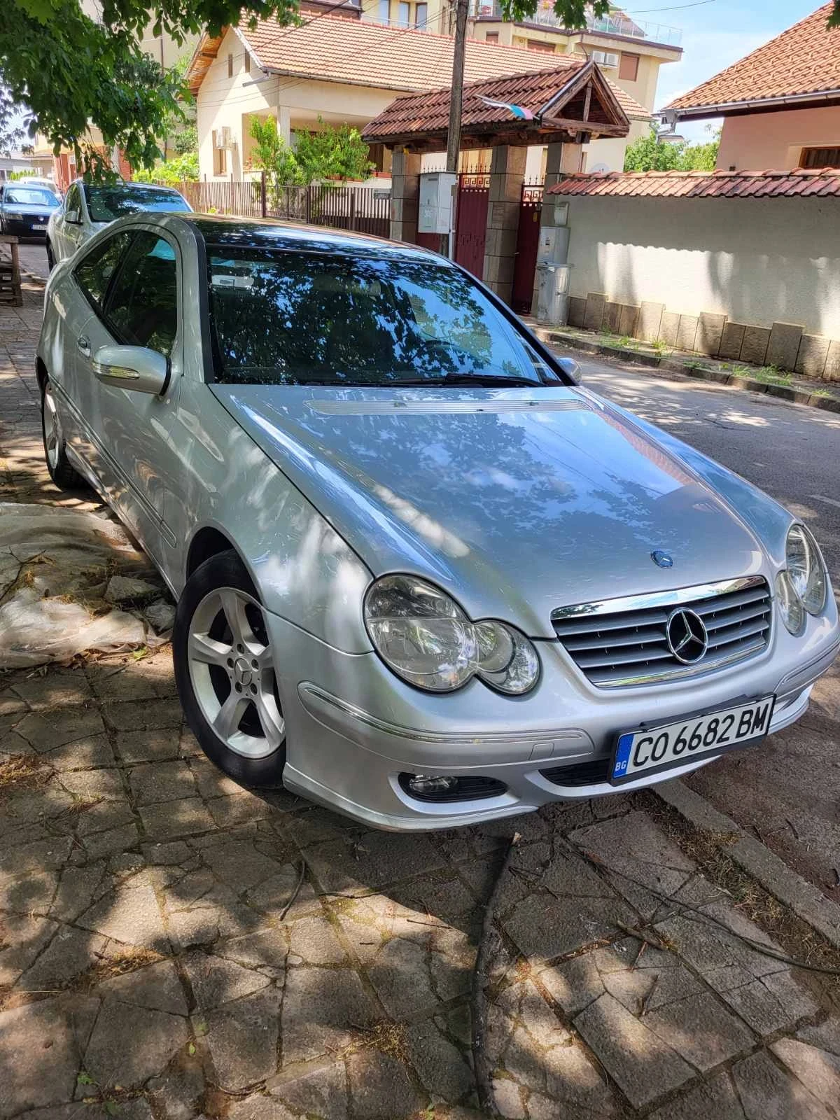 Mercedes-Benz C 180 Компресор/Газ - изображение 3