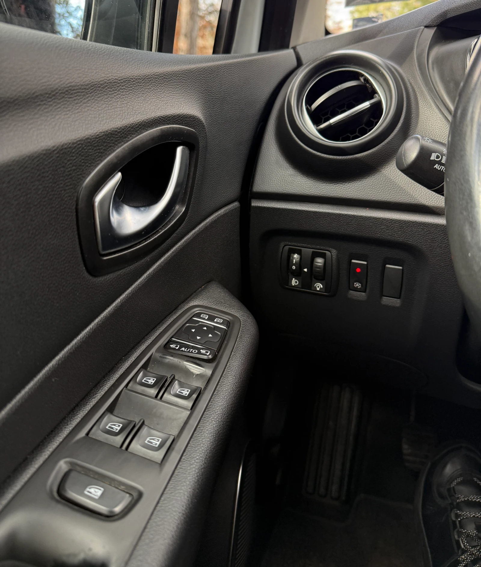 Renault Captur 1.5dci 110k.c./6��. Full Led/Keyless | Mobile.bg � ����������� 9