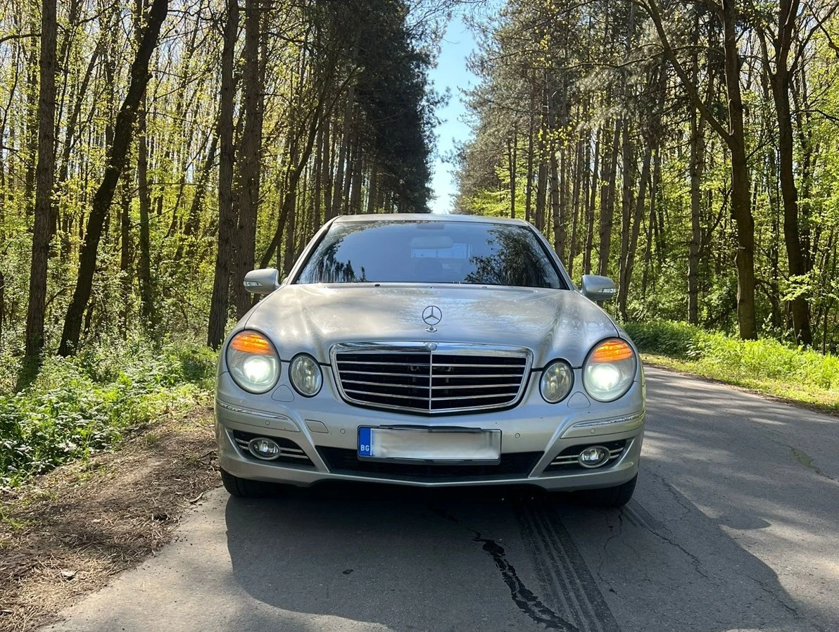 Mercedes-Benz E 320
