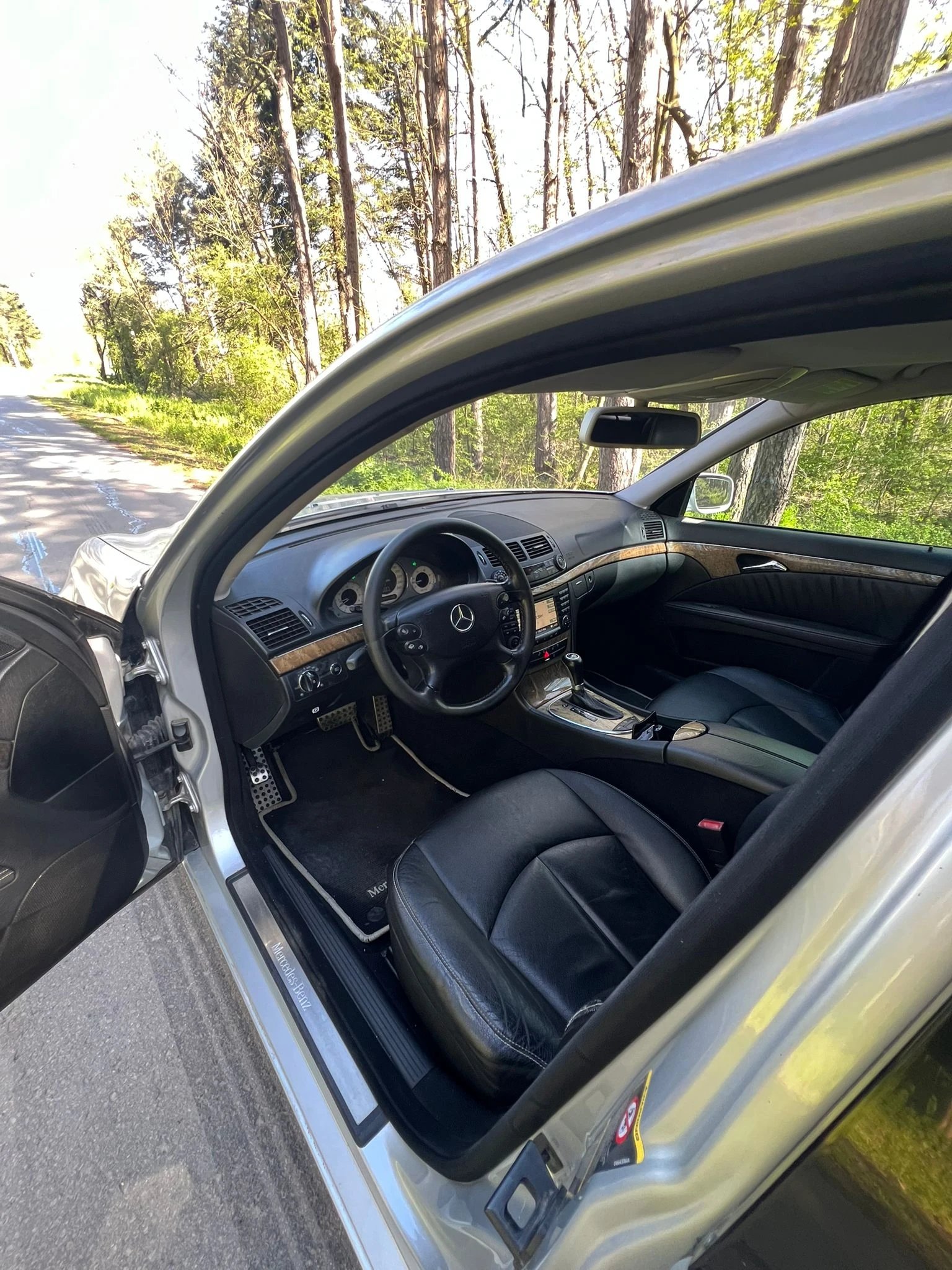 Mercedes-Benz E 320, снимка 9 - Автомобили и джипове - 52965301