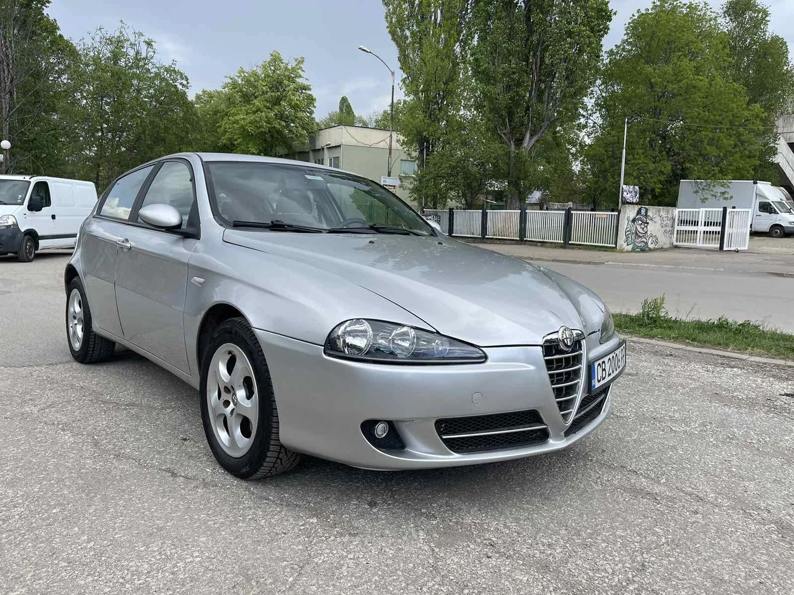 Alfa Romeo 147 1.6 GAS - изображение 2