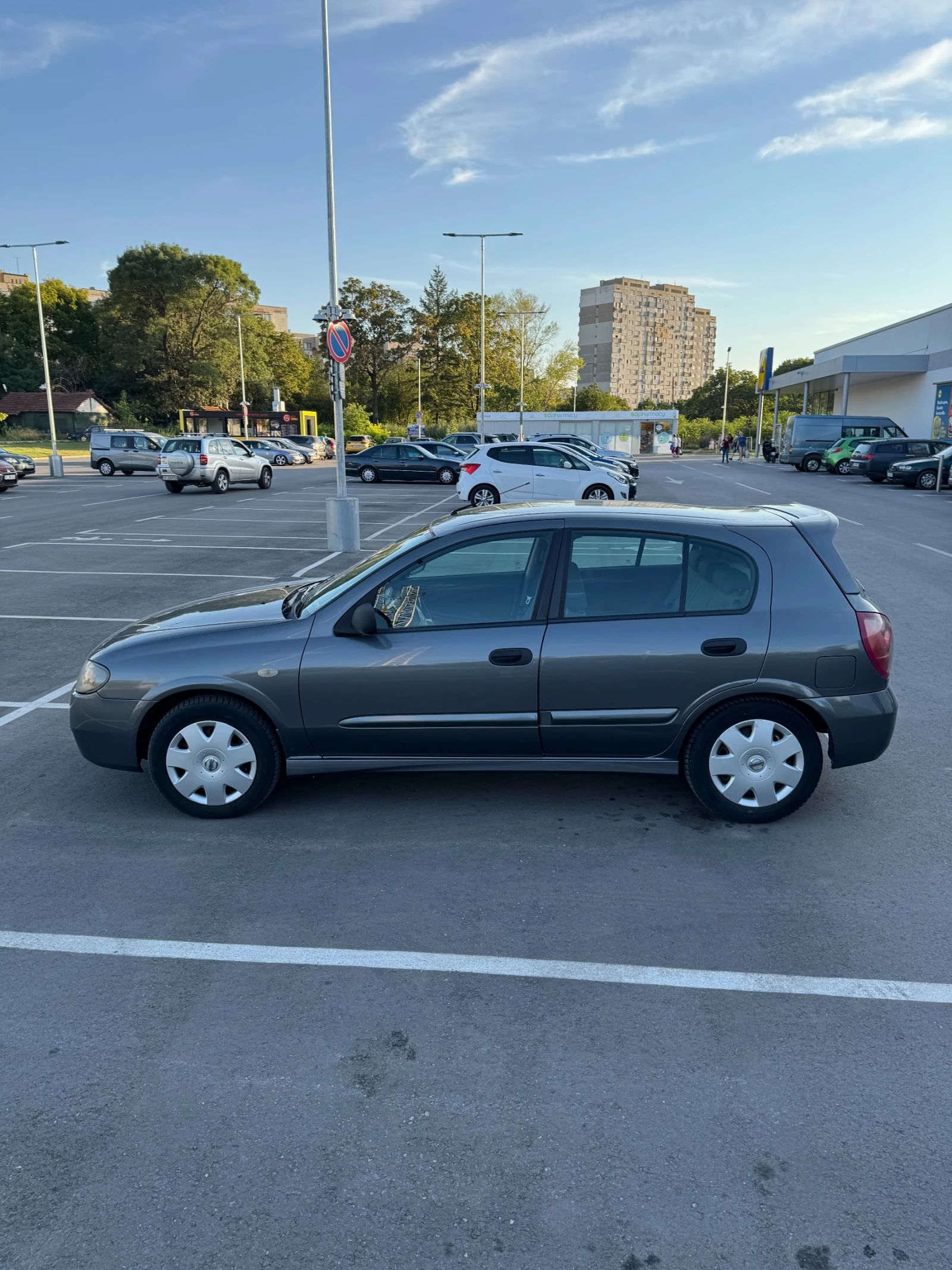 Nissan Almera  - изображение 7