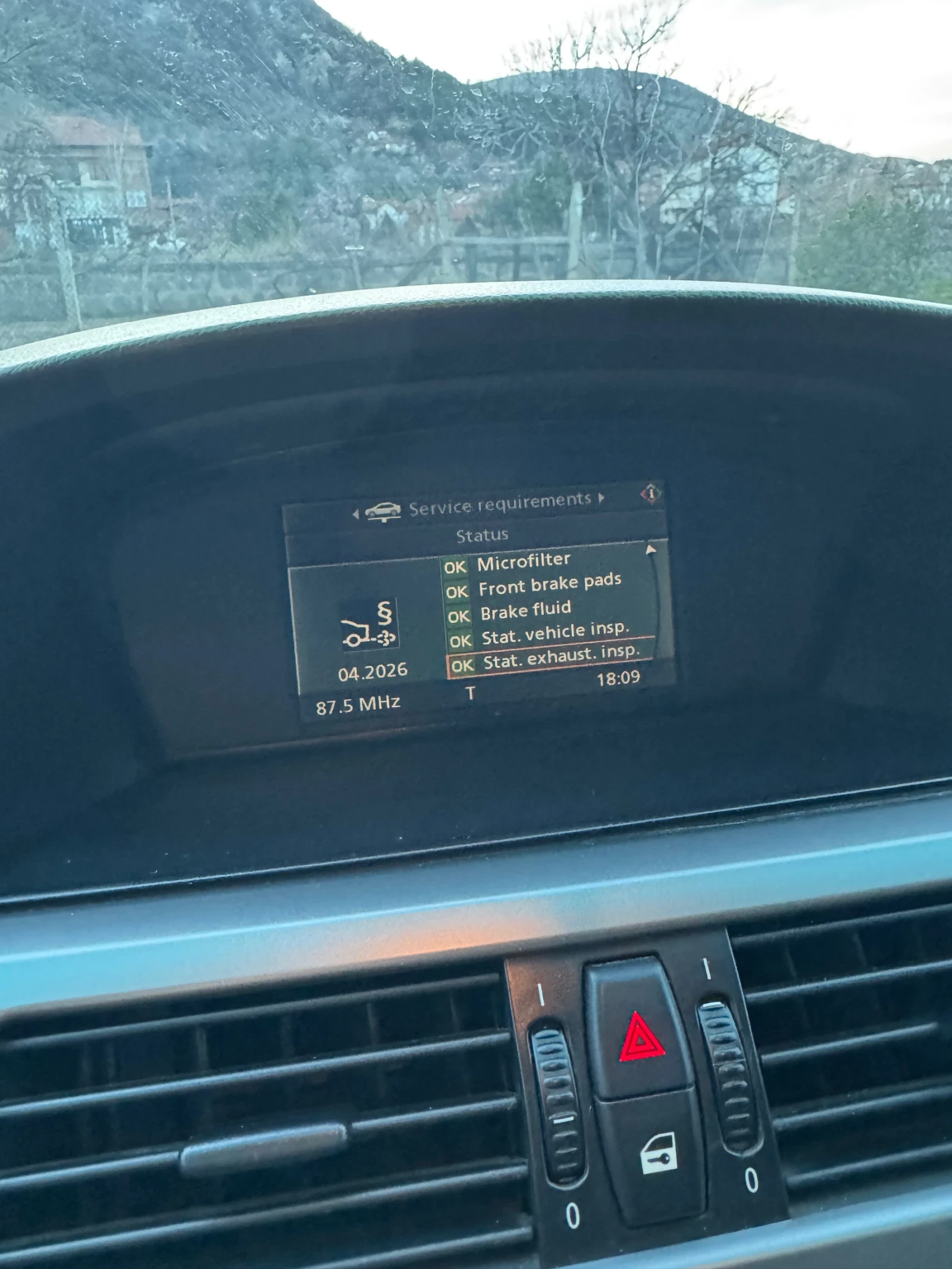 BMW 530, снимка 16 - Автомобили и джипове - 53757986