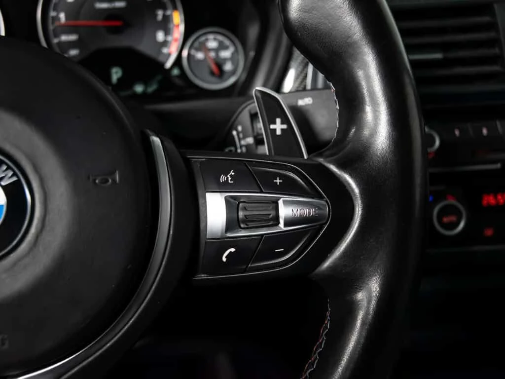 BMW M4 * CLEAN CARFAX Executive Package HUD M PACAKAGE CA, снимка 15 - Автомобили и джипове - 53878635