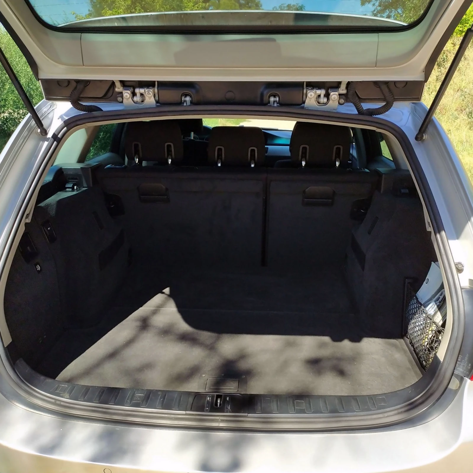 BMW 318 E91/M47, снимка 7 - Автомобили и джипове - 54197091