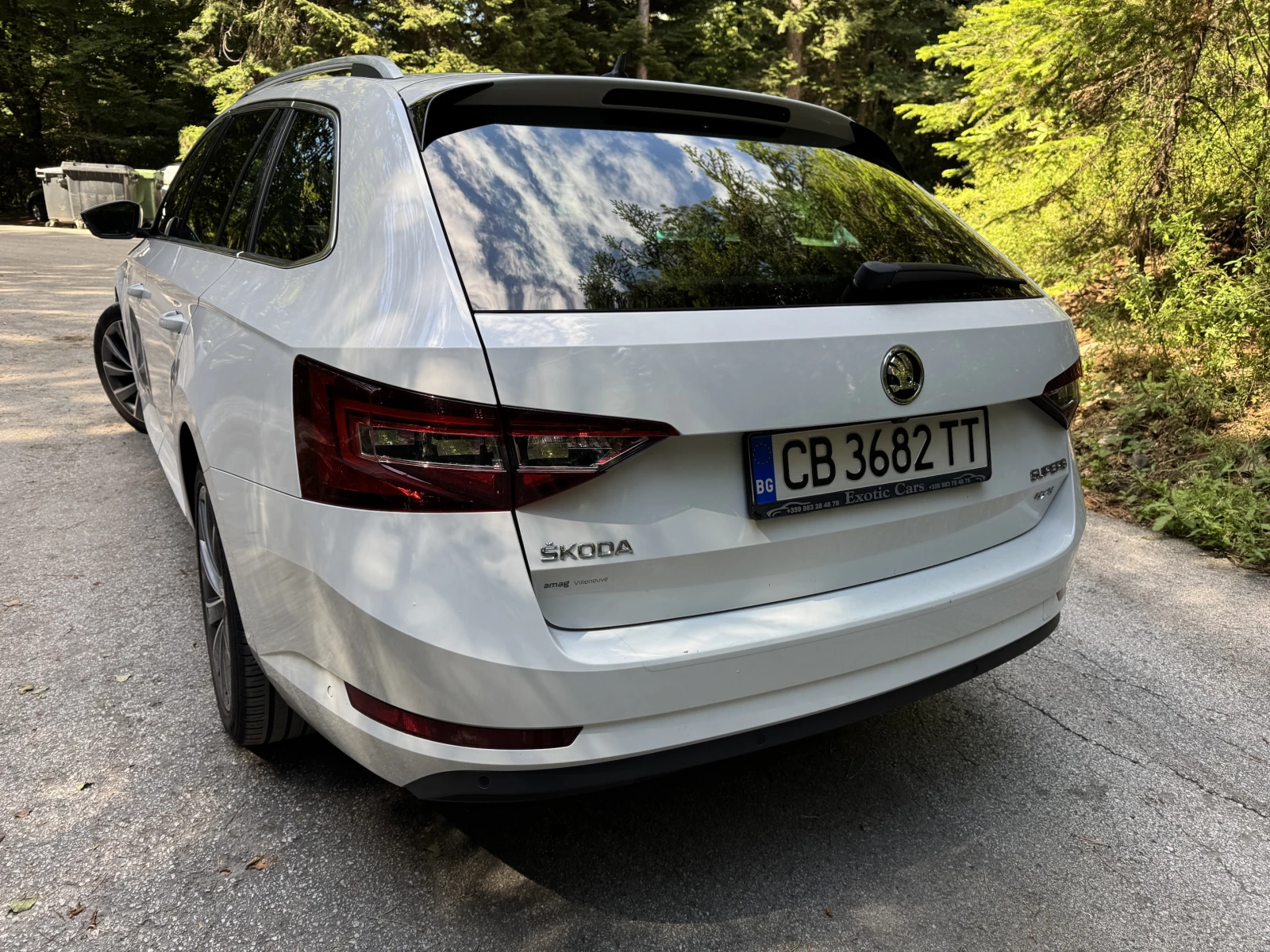 Skoda Superb L&K 4х4 190кс панорама, снимка 6 - Автомобили и джипове - 54427381