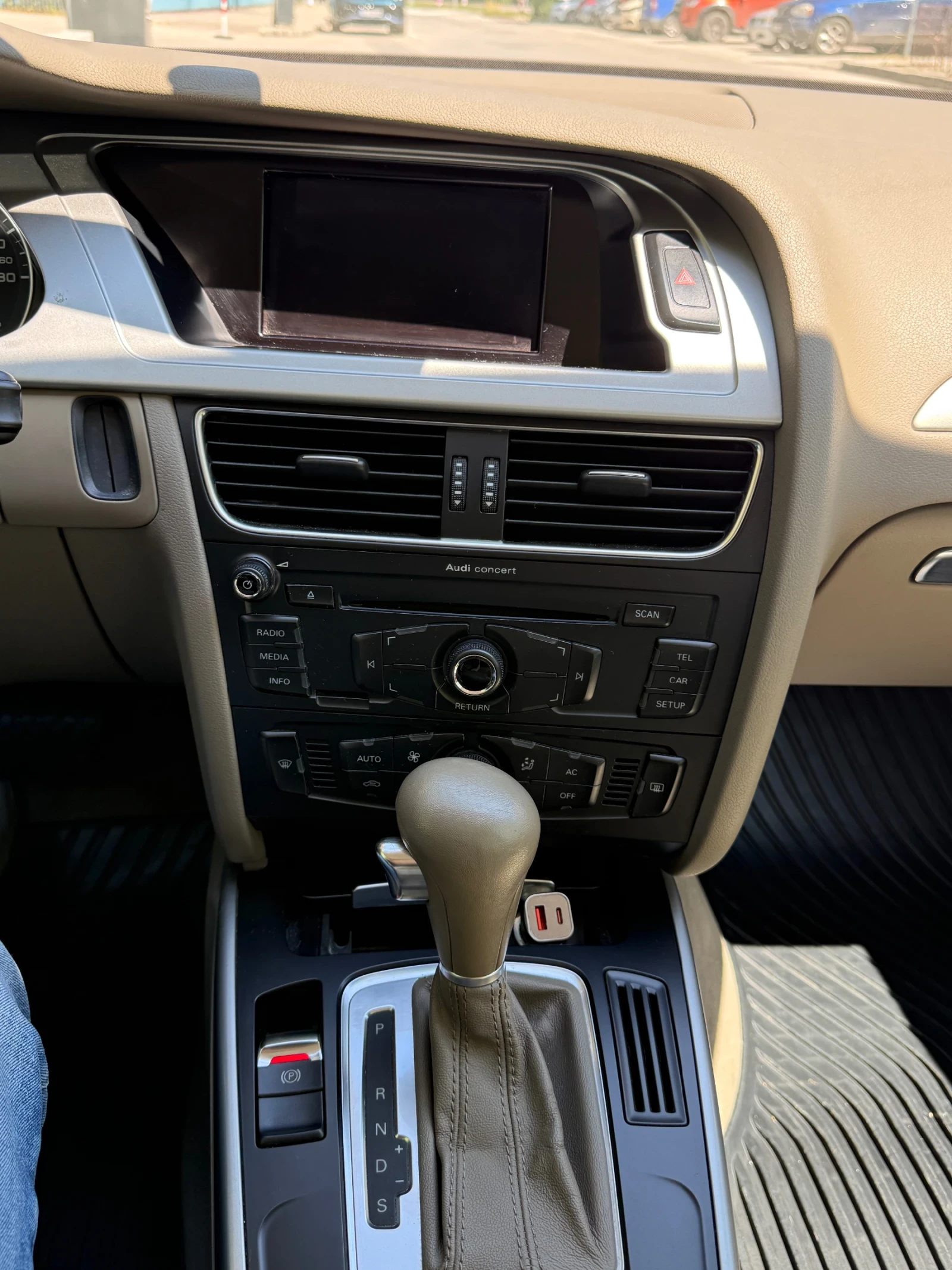 Audi A4, снимка 15 - Автомобили и джипове - 54575498