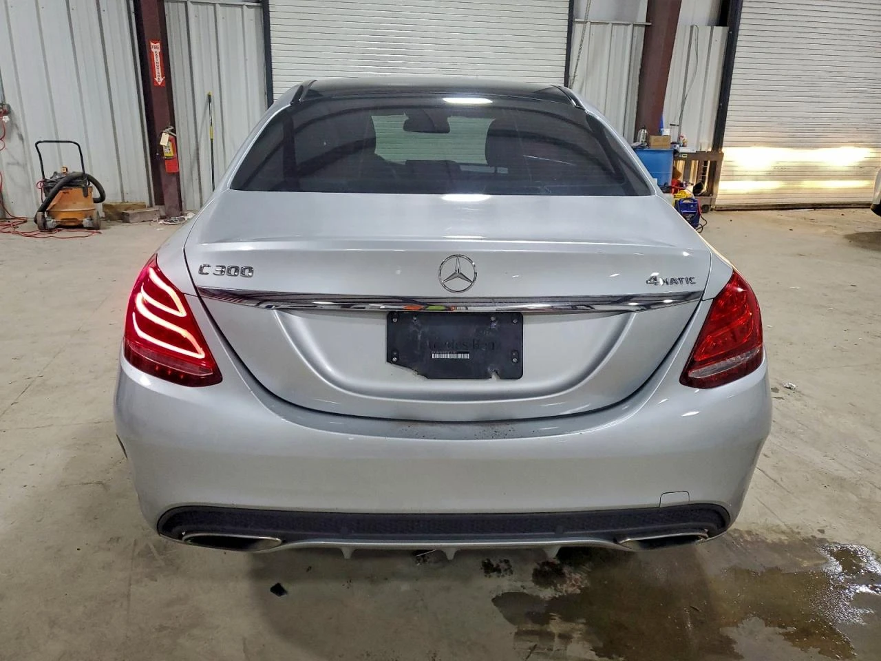 Mercedes-Benz C 300 4MATIC AMG Line / ambient / ел. седалки* РЕАЛНИ КМ, снимка 6 - Автомобили и джипове - 54656328