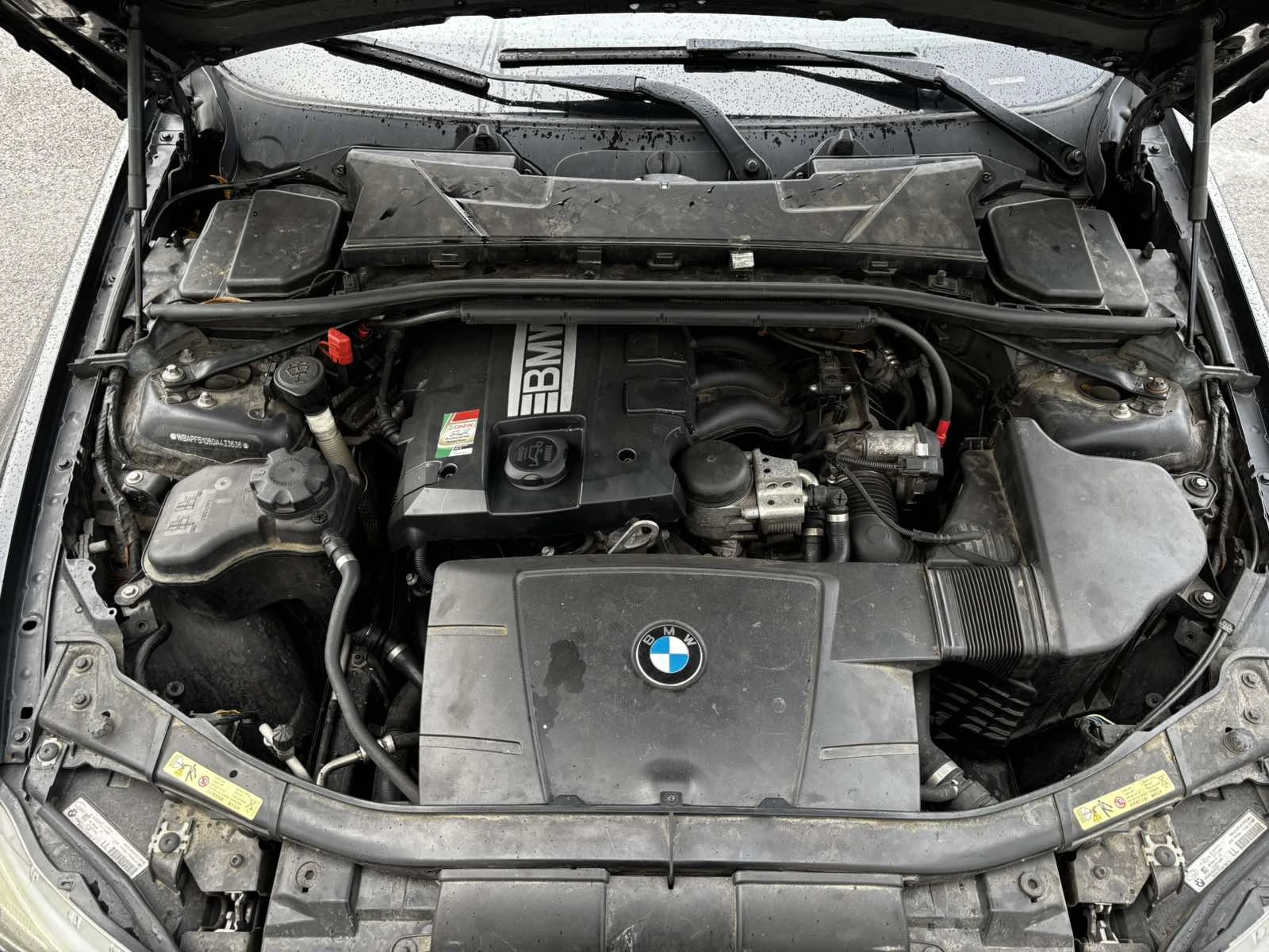 BMW 318 i 2.0i CH, снимка 14 - Автомобили и джипове - 54783253