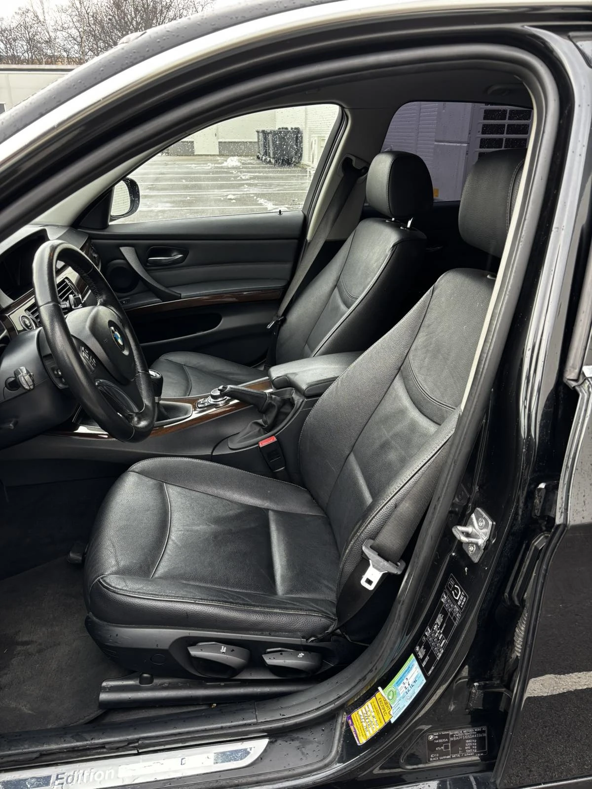 BMW 318 i 2.0i CH, снимка 9 - Автомобили и джипове - 54783253