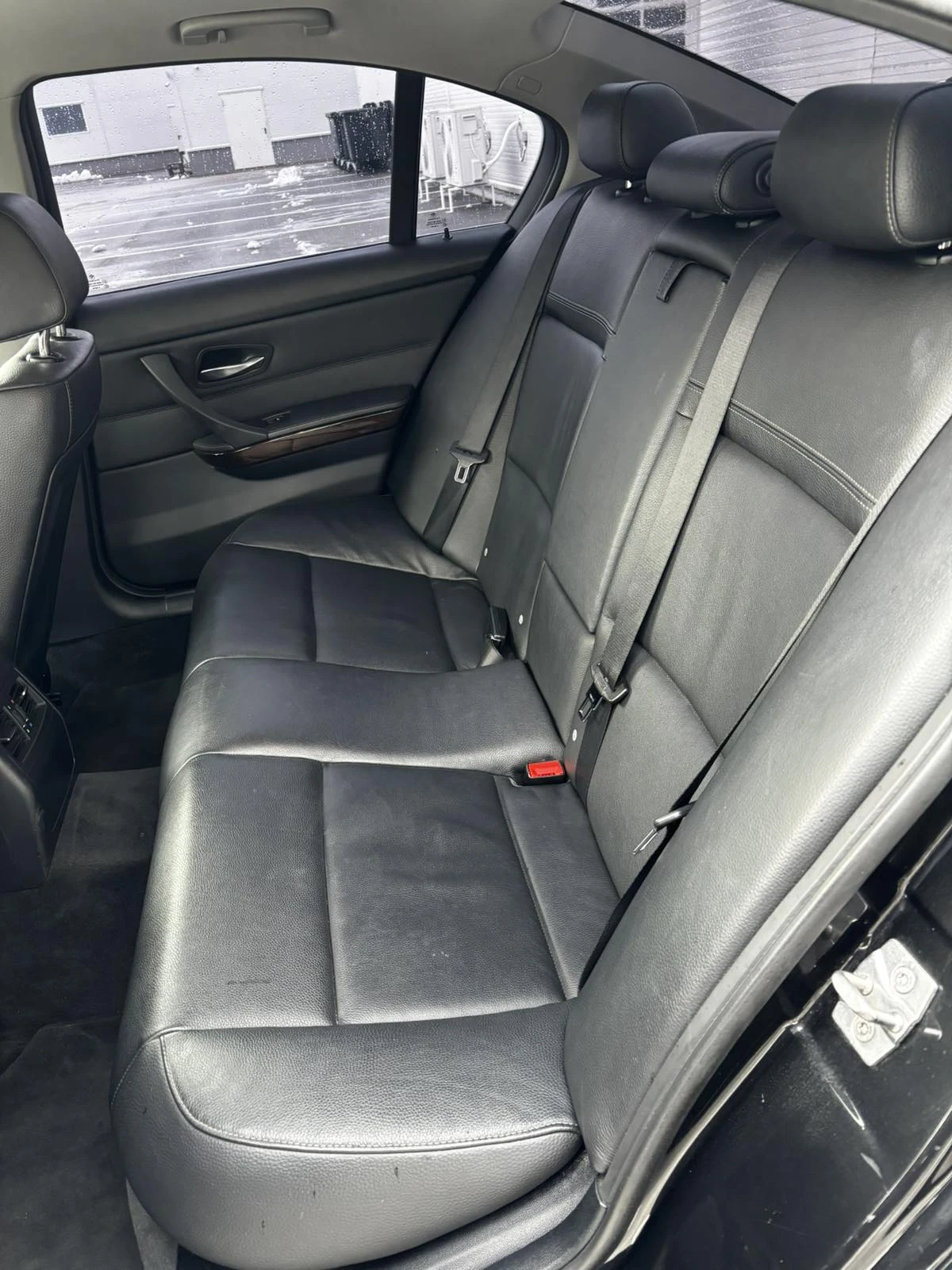BMW 318 i 2.0i CH, снимка 13 - Автомобили и джипове - 54783253