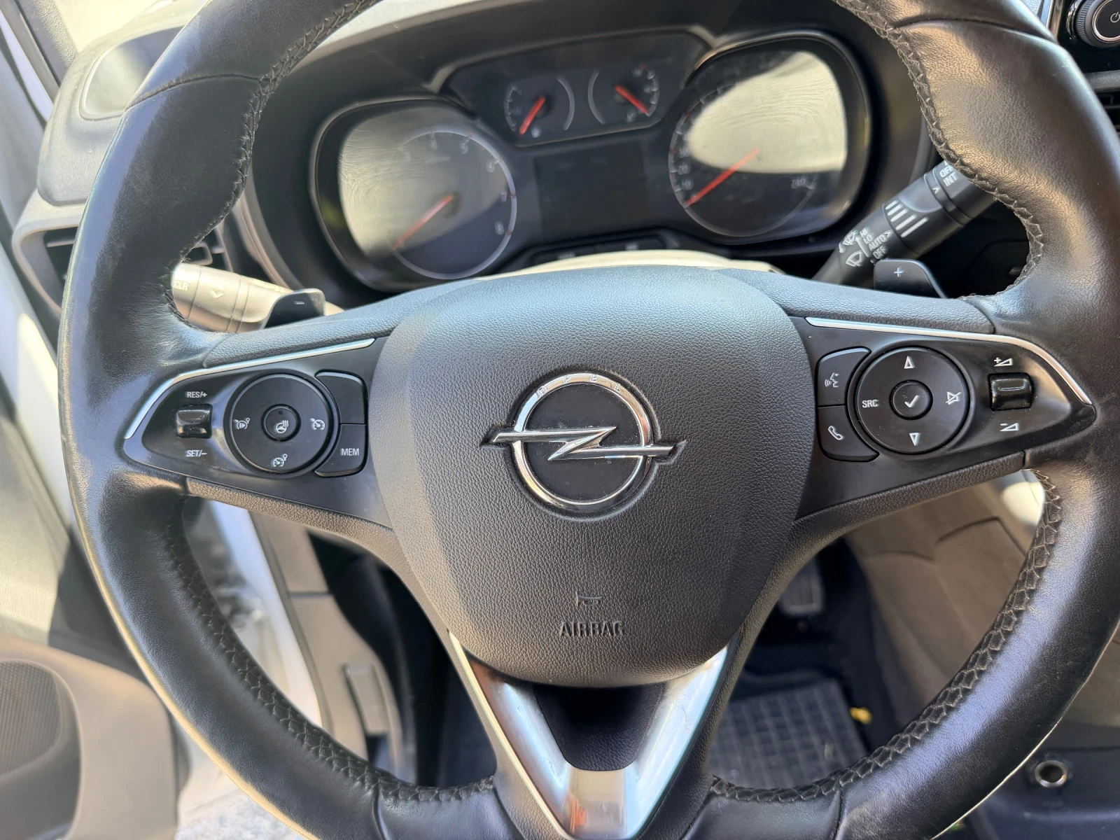 Opel Combo 1.6CDTI Navi Automat | Mobile.bg � ����������� 11
