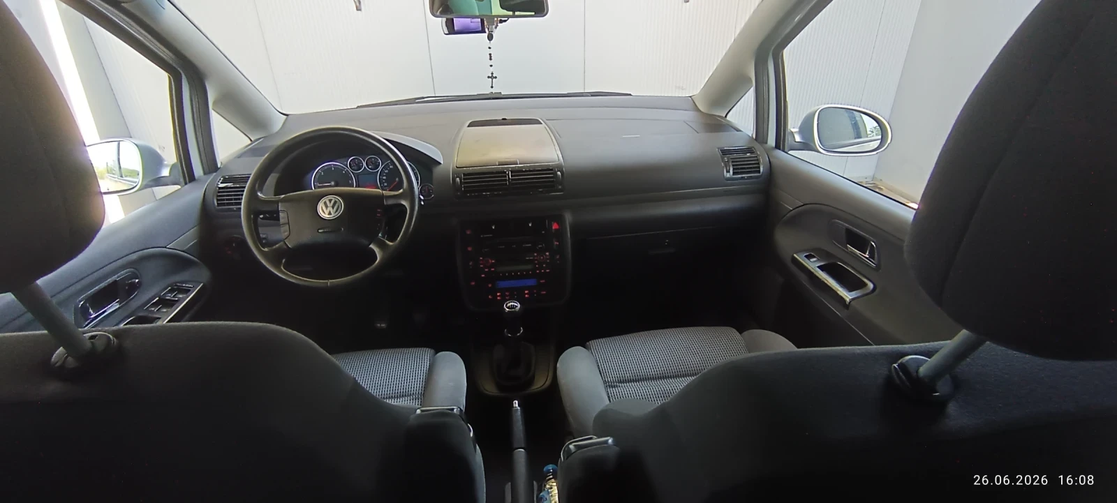 VW Sharan 1.9 TDI 130 ks, снимка 5 - Автомобили и джипове - 55061807