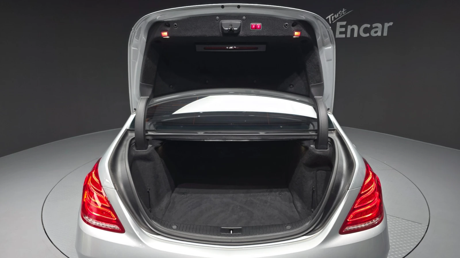 Mercedes-Benz S 350 4MATIC* DISTR* FULL* КРАЙНА ЦЕНА ДО БЪЛГАРИЯ* , снимка 3 - Автомобили и джипове - 55149012