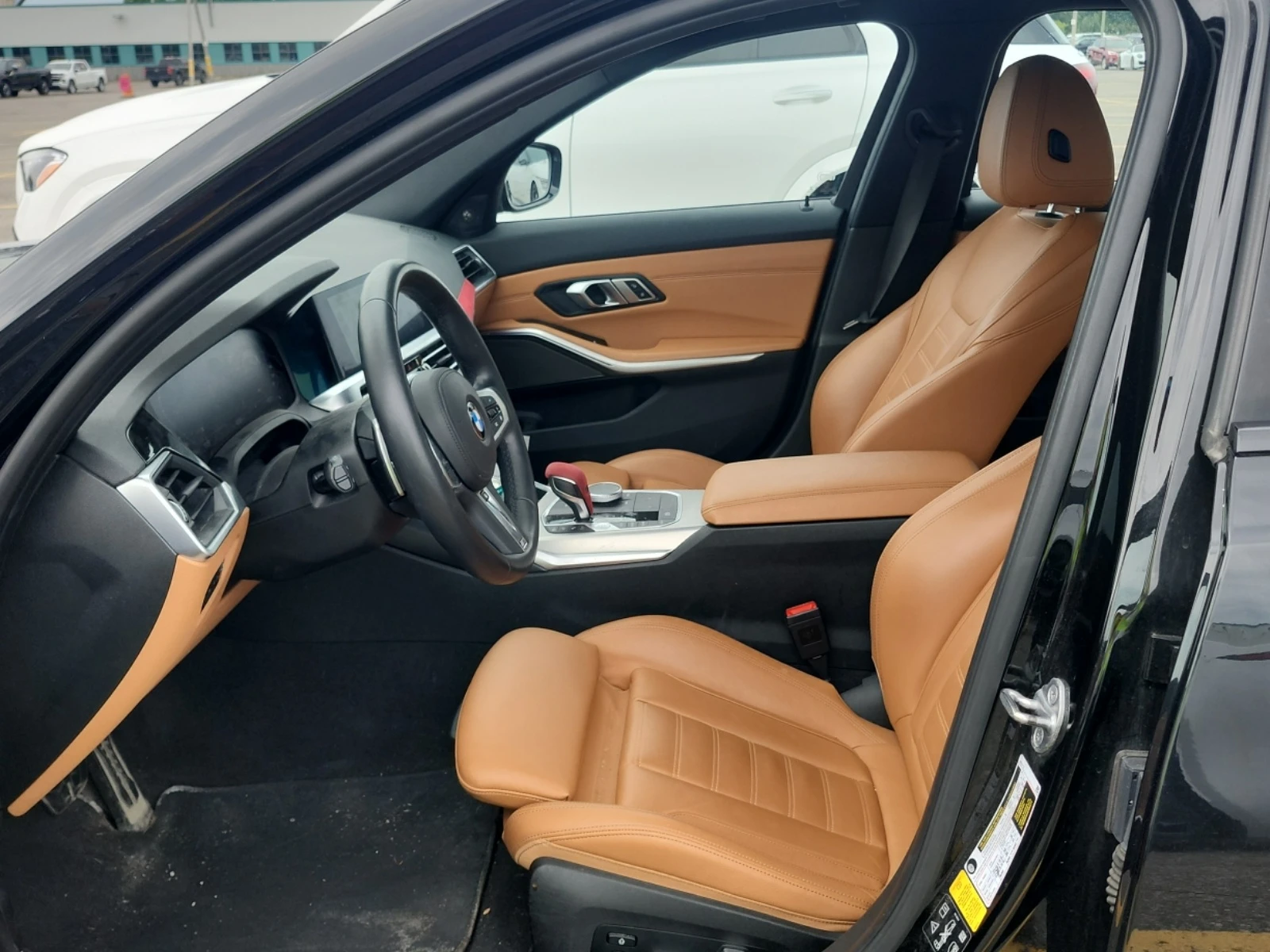 BMW 330 XDRIVE * * M SPORT * * CARFAX * * АВТО КРЕДИТ * * , снимка 5 - Автомобили и джипове - 55515804