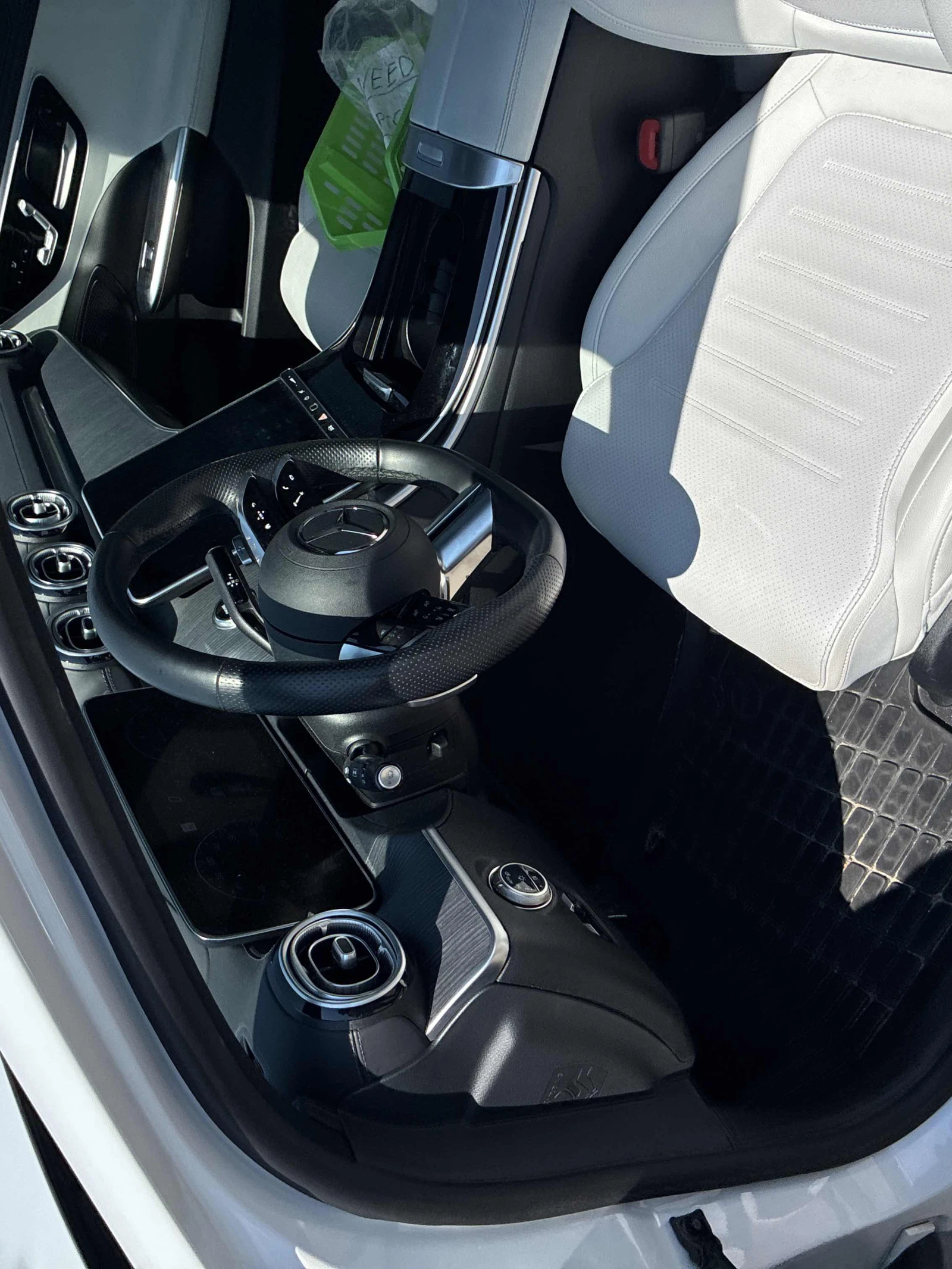 Mercedes-Benz C 300 ПРОГНОЗНА ЦЕНА до БГ, снимка 5 - Автомобили и джипове - 55578315