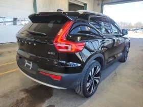 Volvo XC40 PLUS BRIGHT THEME| ПАМЕТ| ПАНОРАМА| 2 КЛЮЧА| , снимка 3