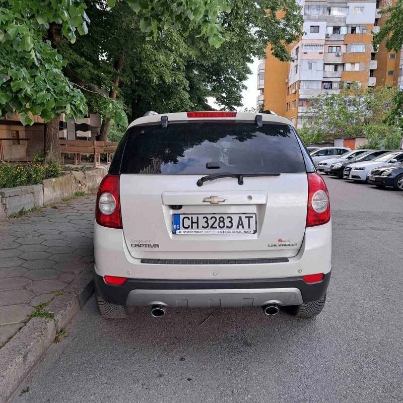 Chevrolet Captiva, снимка 5 - Автомобили и джипове - 49100569