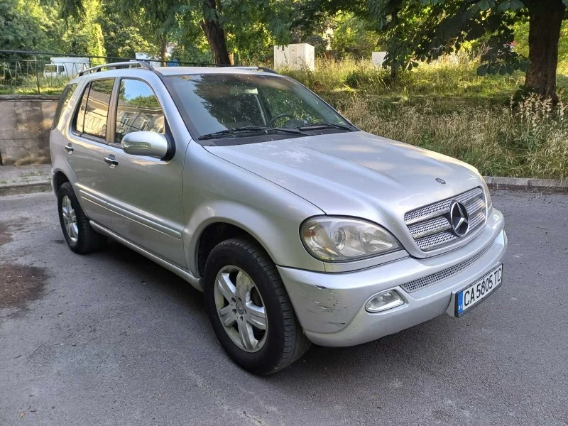 Mercedes-Benz ML 270, снимка 13 - Автомобили и джипове - 46656343