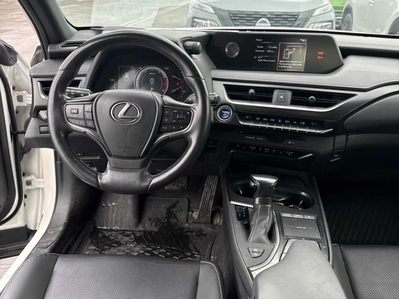 Lexus UX 250h 2021 * CARFAX * БЕЗ ПЪРВОНАЧАЛНА ВНОСКА, снимка 8 - Автомобили и джипове - 52852055