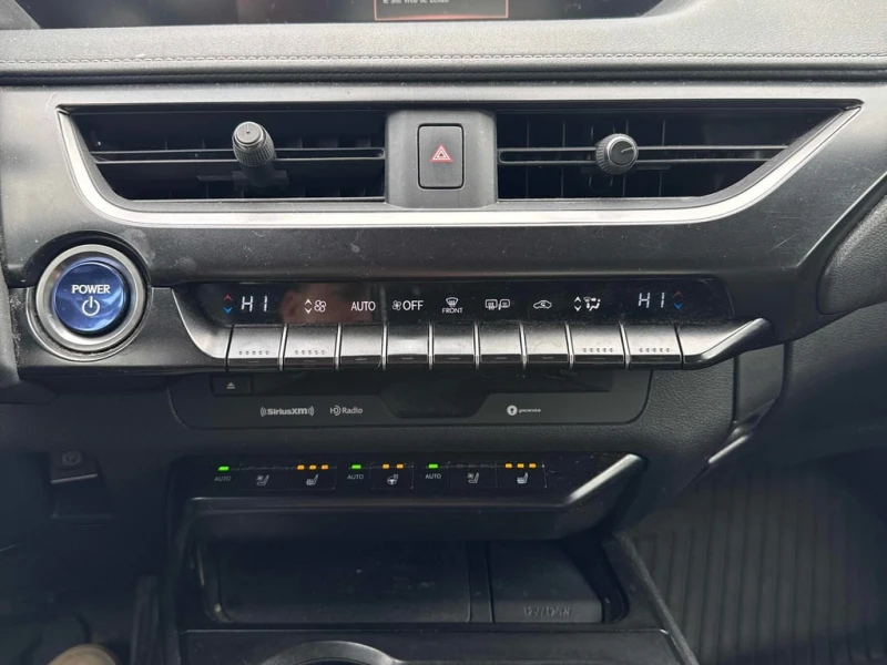 Lexus UX 250h 2021 * CARFAX * БЕЗ ПЪРВОНАЧАЛНА ВНОСКА, снимка 13 - Автомобили и джипове - 52852055