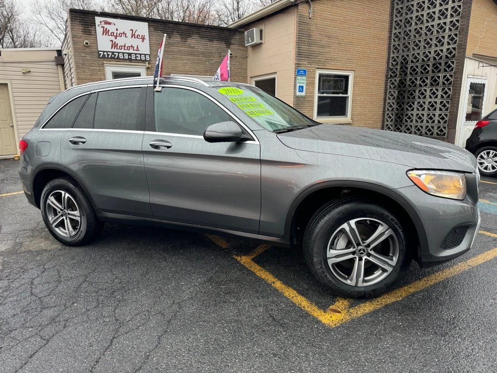 Mercedes-Benz GLC 2018 Mercedes-Benz GLC 300 4MATIC - изображение 2