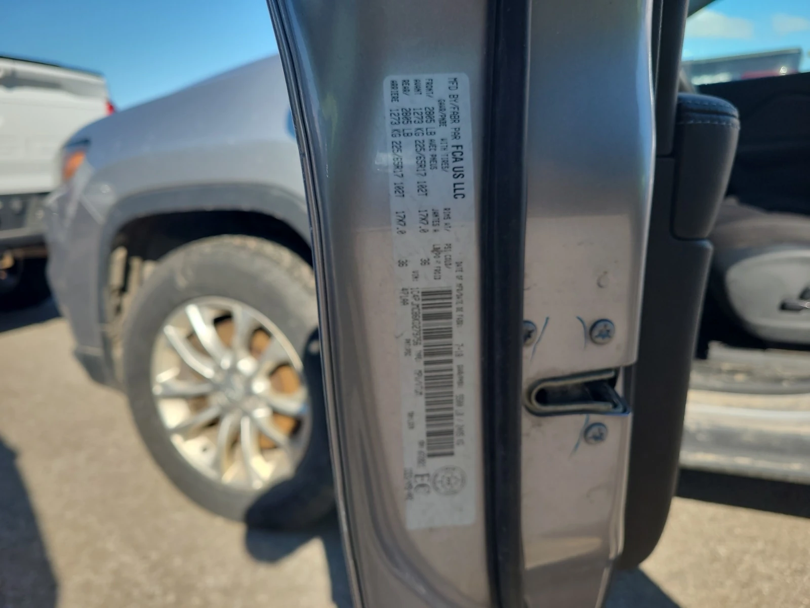 Jeep Cherokee * CARFAX * ВЪЗМОЖНОСТ ЗА ФИНАНСИРАНЕ - изображение 7