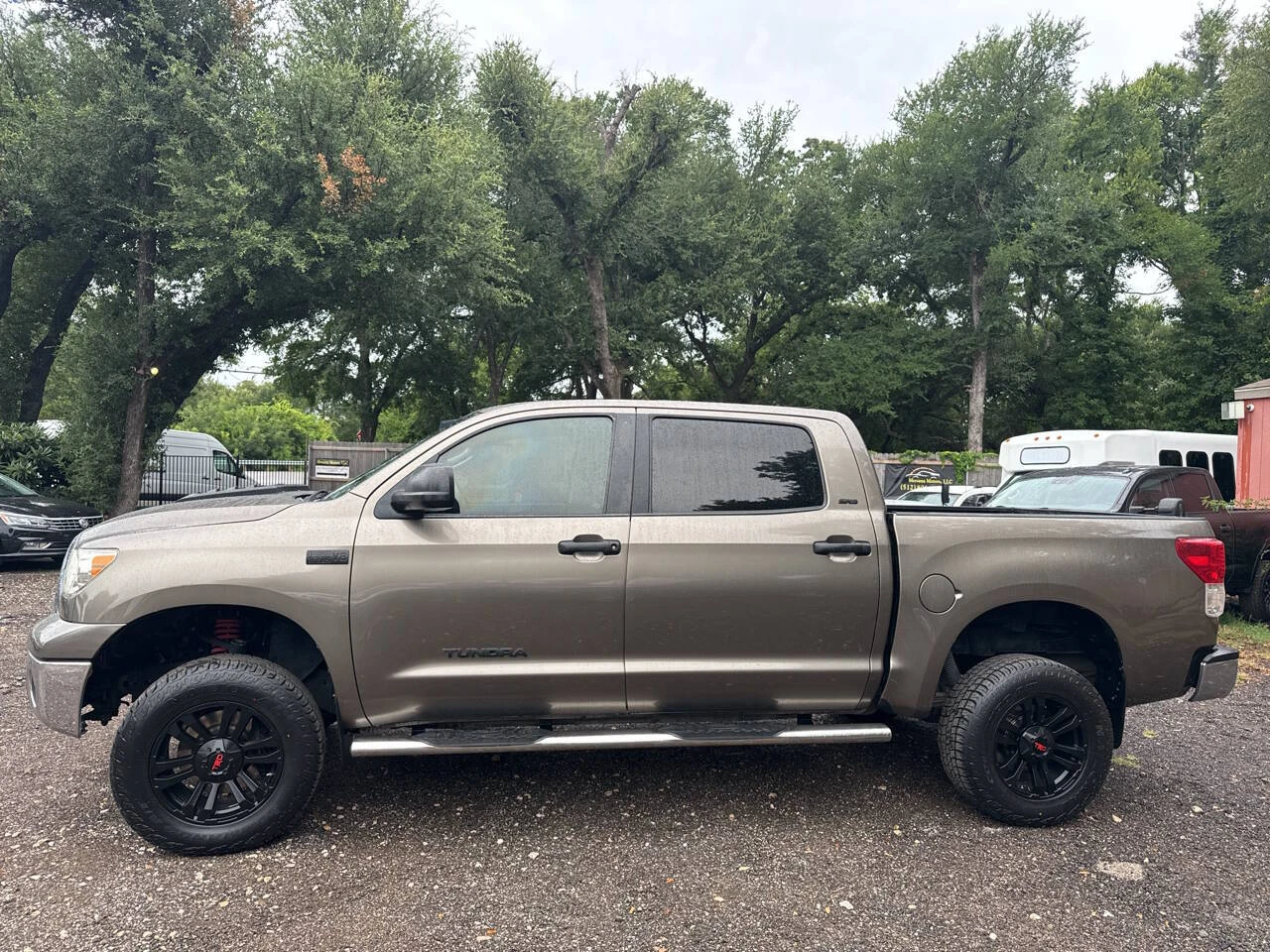 Toyota Tundra SR5* 5.7 V8*  - изображение 5