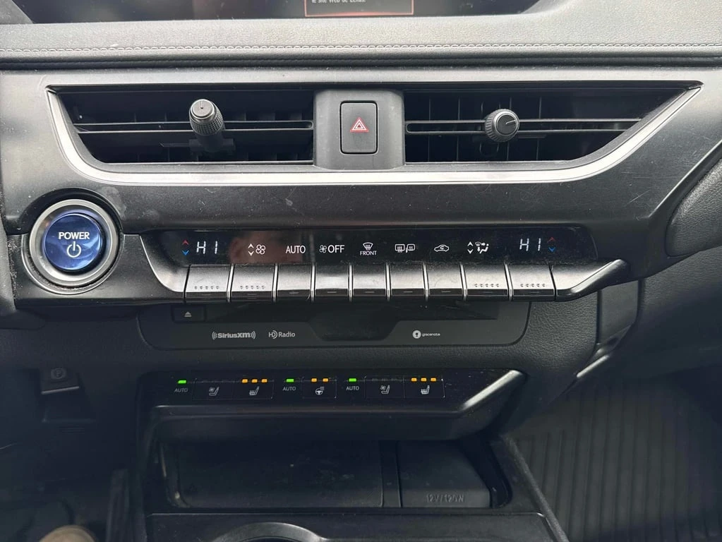 Lexus UX 250h 2021 * CARFAX * ��� ������������ ������ | Mobile.bg � ����������� 13