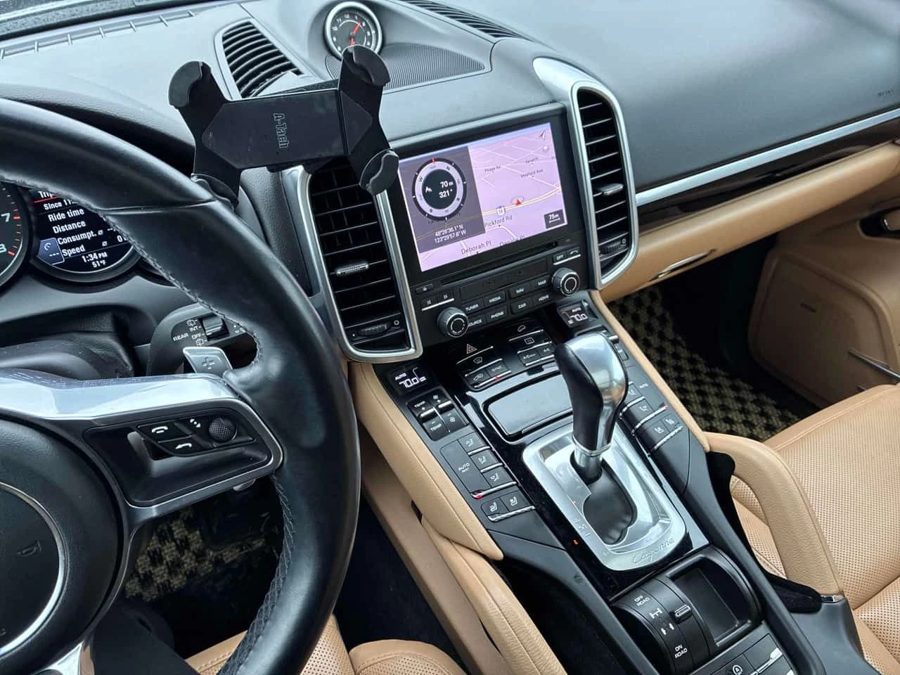 Porsche Cayenne AWD 4dr/CARFAX/ПАНОРАМА/ОБДУХВАНЕ, снимка 9 - Автомобили и джипове - 53891984