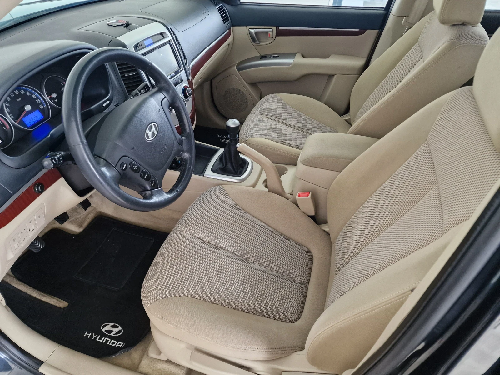 Hyundai Santa fe V6 2.7 189kc 4X4 TOP, снимка 11 - Автомобили и джипове - 54005374