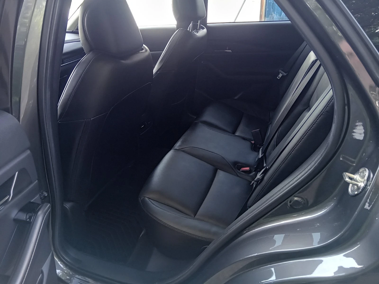 Mazda CX-30 2.5I 4x4 28000 КМ, снимка 8 - Автомобили и джипове - 54682342
