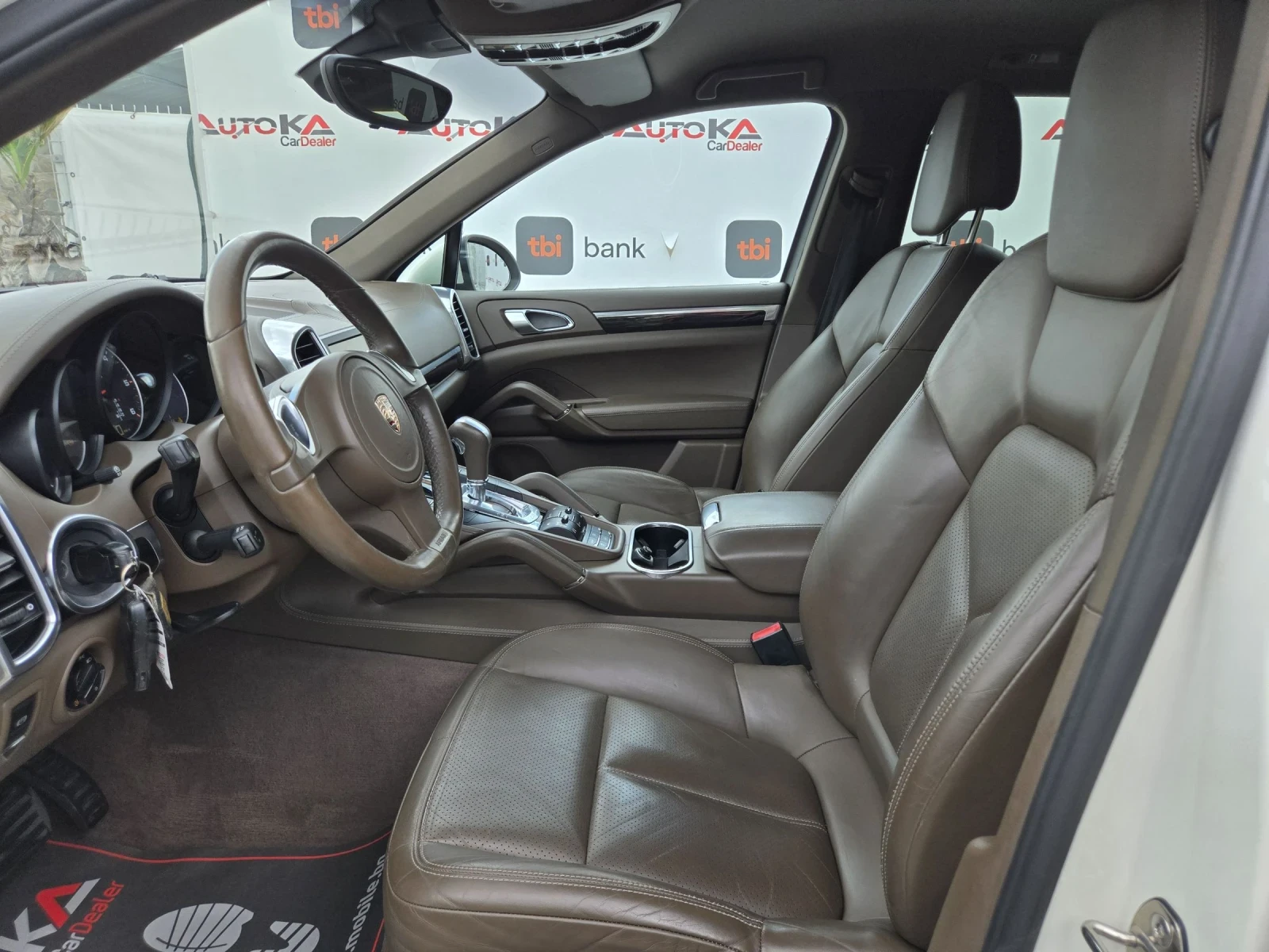 Porsche Cayenne 3.0D-240кс= 4Х4= PCM= 8СК= НАВИ= BI-XENON, снимка 7 - Автомобили и джипове - 55233601