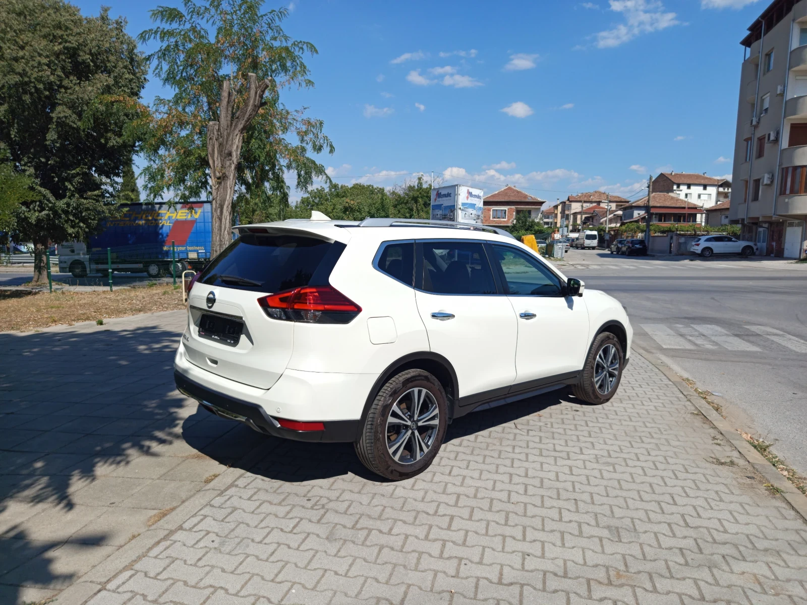 Nissan X-trail Automatic , снимка 4 - Автомобили и джипове - 55534775