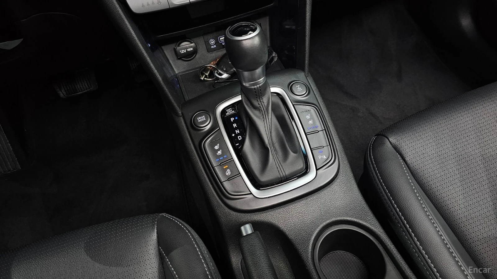 Hyundai Kona 1.6 Turbo 4WD Premium* КОЖА* ОБДУХВ* ПАНО, снимка 7 - Автомобили и джипове - 55537262