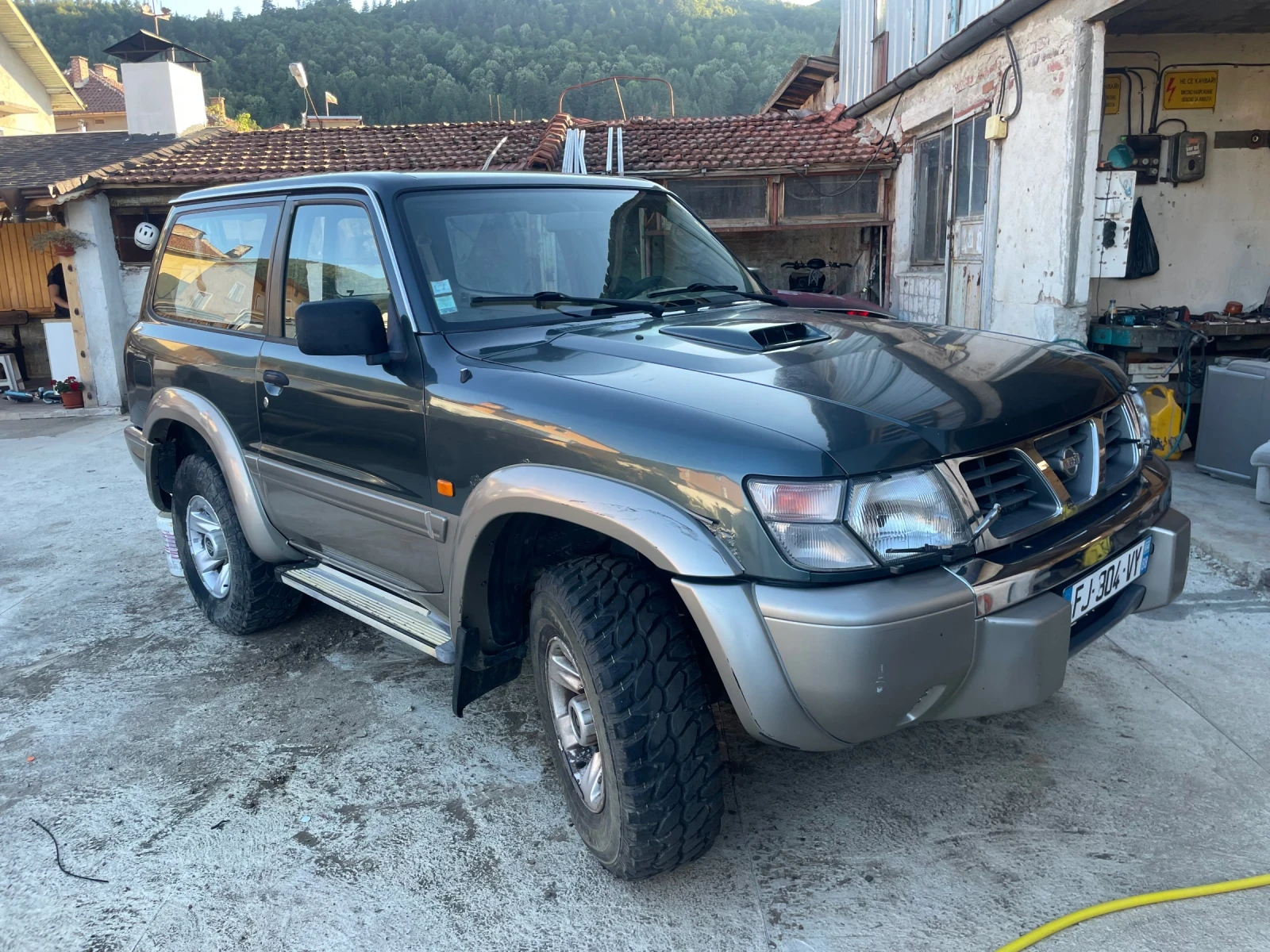 Nissan Patrol 3.0di, снимка 3 - Автомобили и джипове - 55783915
