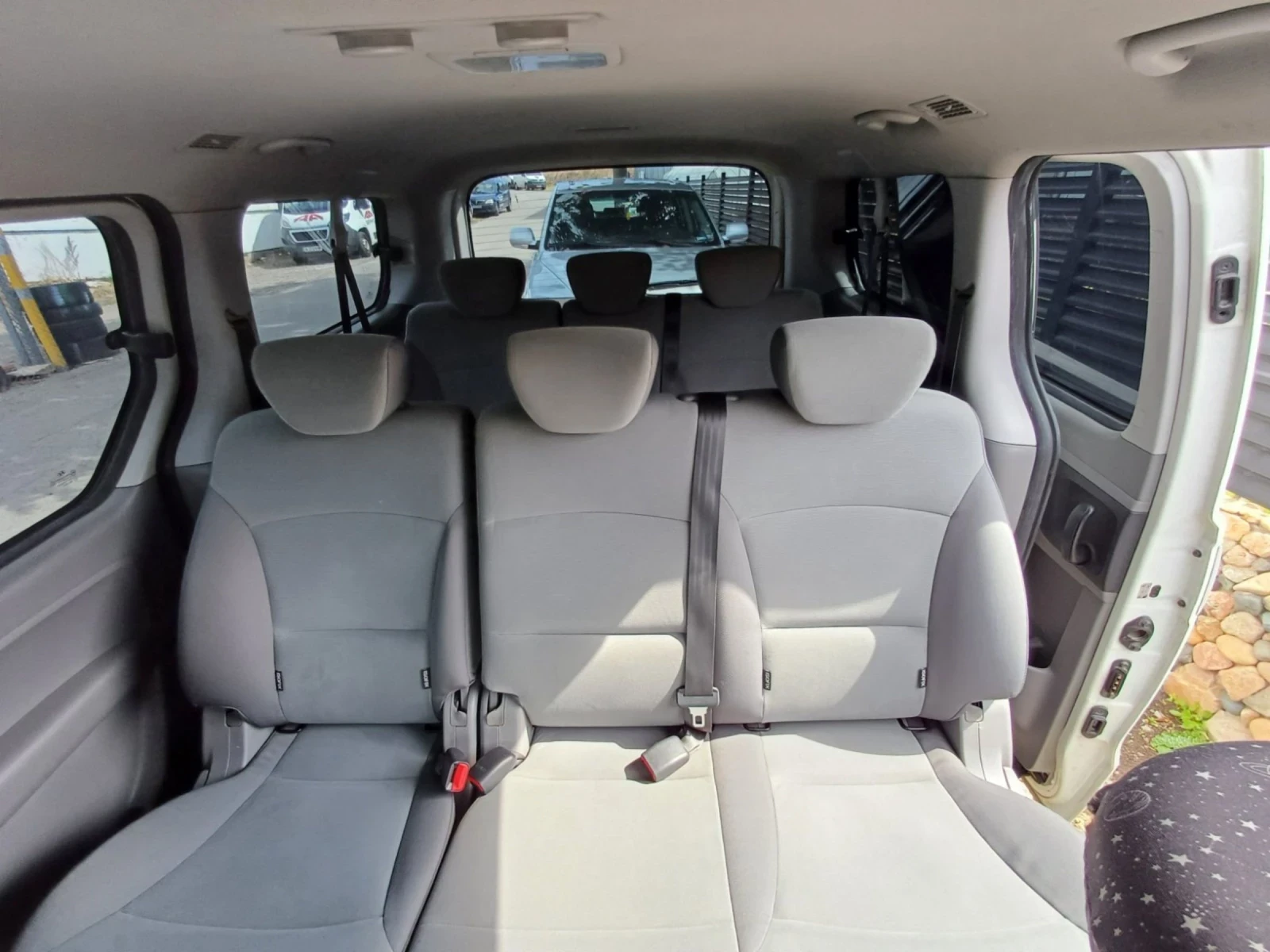 Hyundai H1 7+ 1 - изображение 8