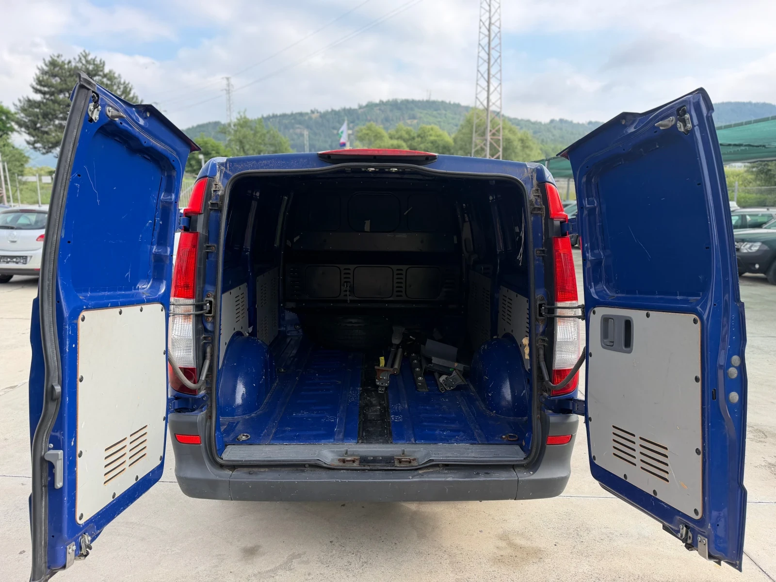 Mercedes-Benz Vito VITO 111 CDI/110hp/160000km, снимка 15 - Бусове и автобуси - 55019962